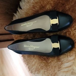 Salvatore Ferragamo black leather low heel shoes, size 9
